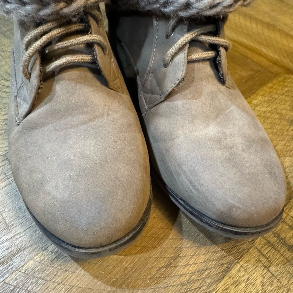 Charlotte Russe Brown Knit Cuff Boots - Picture 8 of 12